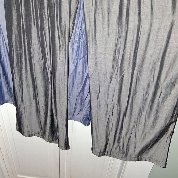 Elegant Blue And Grey Silky Women's Pant Set - Picture 4 of 6